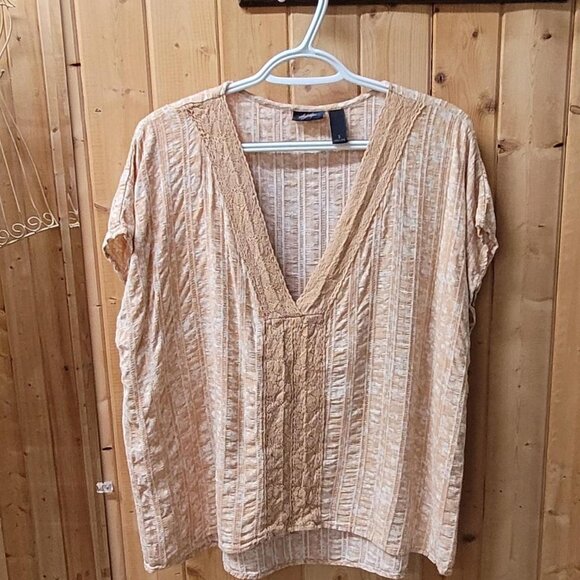Daytrip Tops - Boho Chic Cream and Tan Blouse - Daytrip - Size S